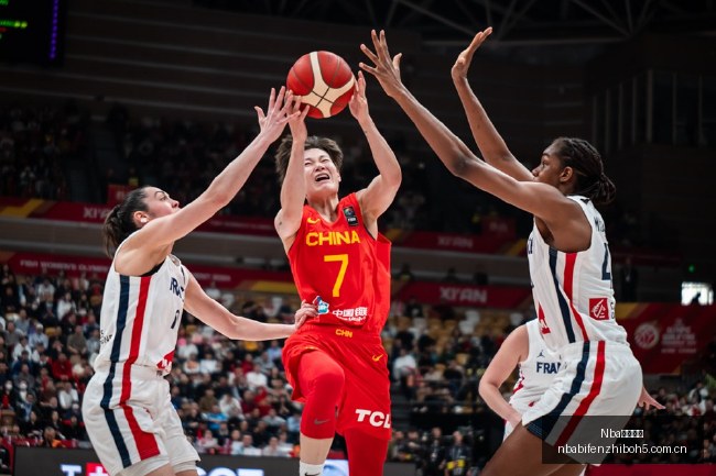 行尸走肉终,极季攻略,版生存指南,NBA比分直播,NBA实时比分,NBA比赛直播,NBA赛事数据,篮球赛事比分